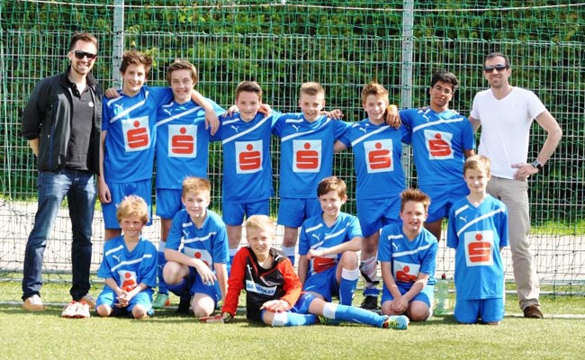 Fu&szlig;ball-Sch&uuml;lerligamannschaft