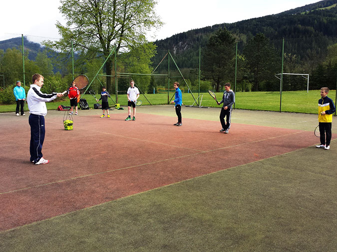 05-Gruppe-Tennis