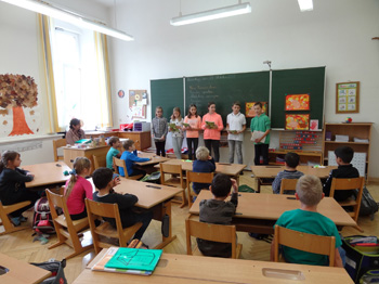 Märchenstunde der 2A-Klasse in der VS 1